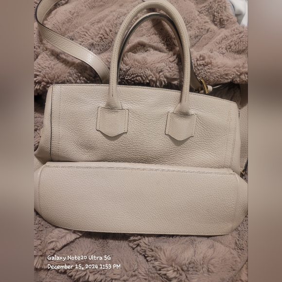 NWOT Beautiful Butter soft FURLA PEBBLED LEATHER SHOULDER BAG 3 COMPARTMENTS - Picture 6 of 10
